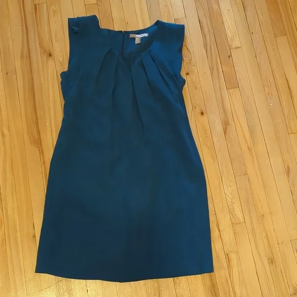 Dress - Picture 1 of 7